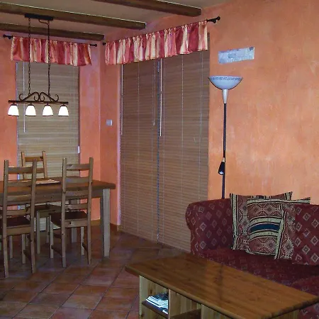 Two-bedroom Holiday In Poddąbie